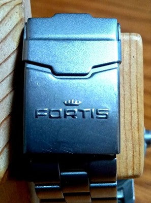FORTIS SPACEMATIC 623.22.158.1 AUTOMATIC DAY DATE 200M MEN'S WATCH
