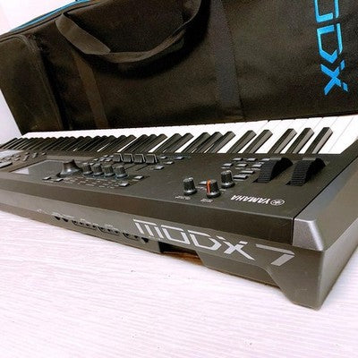 YAMAHA MODX7 76-KEY SYNTHESIZER MUSIC WORKSTATION KEYBOARD W/SOFT CASE TESTED