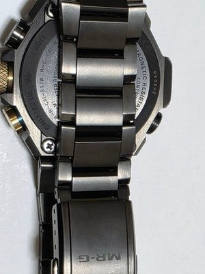 CASIO G-SHOCK MR-G MRG-B2000B-1AJR KACHIIRO TITANIUM SOLAR RADIO WATCH