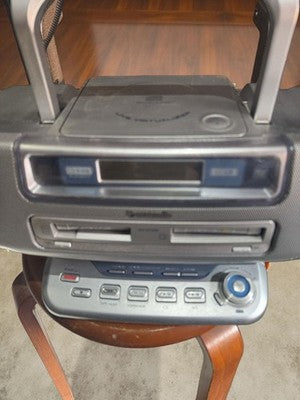 PANASONIC RX-MDX81 MD CD CASSETTE RADIO BOOMBOX PLAYER AUX AM FM USED WORKING