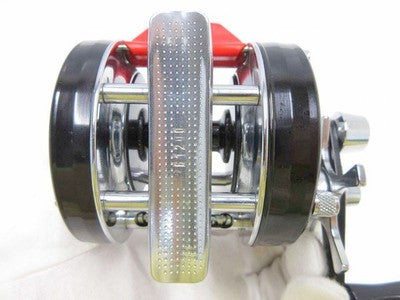 ABU AMBASSADOR 5600C RED TONGUE 761200 BAITCASTING REEL FISHING NEAR MINT