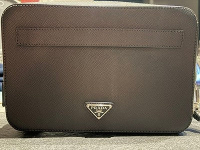 PRADA 2VF052 BLACK SAFFIANO LEATHER CLUTCH BAG - COMPACT, ZIPPER CLOSURE, CARD