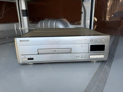 PIONEER CLD-HF9G LASERDISC PLAYER LD CD PLAYER UNIT  FOR PARTS OR NOT WORKING