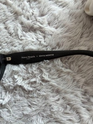 MAISON MARGIELA X GENTLE MONSTER MM108 SUNGLASSES BLACK LEATHER FRAME