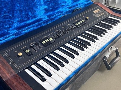 YAMAHA SK10 1970S VINTAGE ANALOG STRING ORGAN BRASS SYNTH TESTED W/ CASE JAPAN