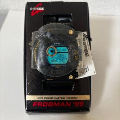 G-SHOCK FROGMAN '99 DW-8200BU-9AT BLACK X GOLD W/MANUAL TESTED JAPAN USED F/S