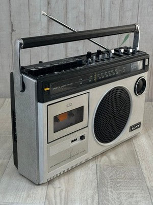 SONY CF-1980 BOOMBOX RADIO CASSETTE RECORDER RARE COLOR WHITE JAPAN