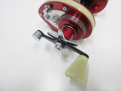 J.A.COXE BRONSON INVADER 26 BAITCASTING REEL MADE IN USA FISHING NEAR MINT