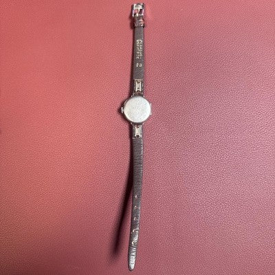 GLYCINE VINTAGE MANUAL WIND WOMEN'S WATCH SMALL SECOND 21MM SILVER DIAL