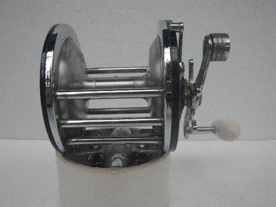 PENN LONG BEACH 67 WITH ROD CLAMP BAITCASTING REEL MADE IN USA SALTWATER FISHING
