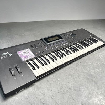 YAMAHA W7 WORKSTATION SYNTHESIZER 61-KEY AWM2 SEQUENCER TESTED FROM JAPAN