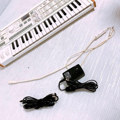KORG MICROKORG S MK-1S SYNTHESIZER VOCODER W/MIC CABLE AC ADAPTER TESTED JAPAN
