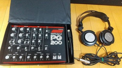 ROLAND JX-3P W/ PG-200 PROGRAMMER ANALOG SYNTH HARD CASE SET FROM JAPAN AS IS