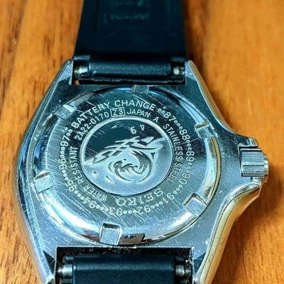 SEIKO PROFESSIONAL 2A22-0170 MINI DIVER 200M QUARTZ WATCH RARE VINTAGE JAPAN