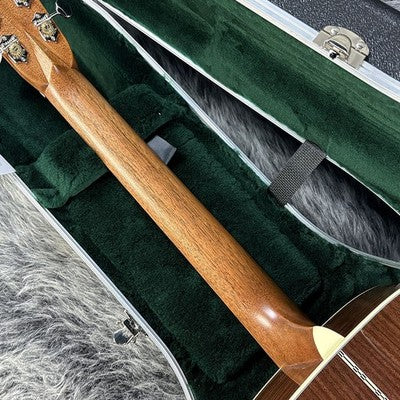 MARTIN D-28 STANDARD 2022 ACOUSTIC GUITAR WITH HARD CASE SITKA SPRUCE