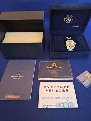 GRAND SEIKO SBGA001 SPRING DRIVE MEN'S WRISTWATCH ROUND FACE JAPAN MADE SS BELT