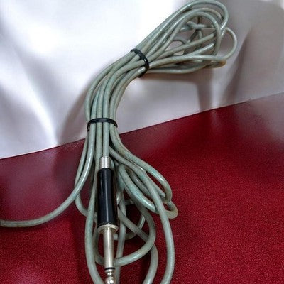 AIWA VM-15 VELOCITY RIBBON MICROPHONE WITH ORIGINAL CASE - 1957 VINTAGE