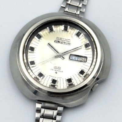 SEIKO 5 ACTUS 6106-8410 UFO CASE 25J AUTOMATIC DAY-DATE 44MM WATCH JAPAN VINTAGE