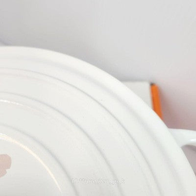 LE CREUSET COCOTTE ROND 20CM SAKURA WHITE POT WITH PINK CAPPUCCINO MUG SET