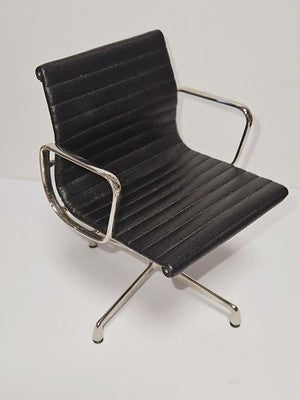 VITRA EAMES ALUMINUM CHAIR MINIATURE 1/6 CHARLES RAY RARE MUSEUM BLACK VTG BOX