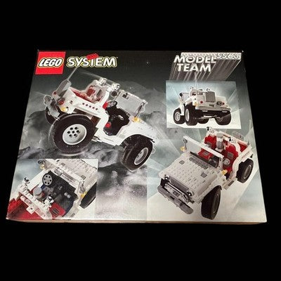 LEGO MODEL TEAM RACING TRUCK 5563 BUILDING SET 1999 RETIRED WITH BOX AS IS