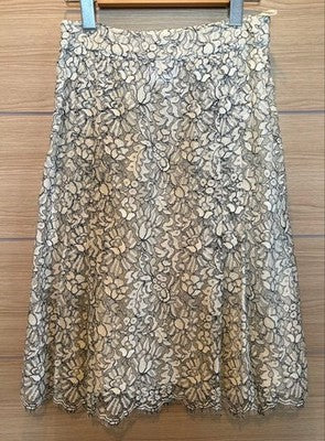 CHANEL LACE A-LINE SHEER SKIRT WHITE TONES WOMEN SIZE 36 MADE IN ITALY USED