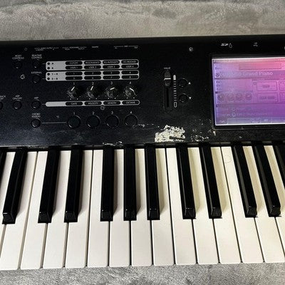 KORG M50 61 MUSIC WORKSTATION SYNTHESIZER KEYBOARD W/ AC PEDAL MANUAL FROM JAPAN