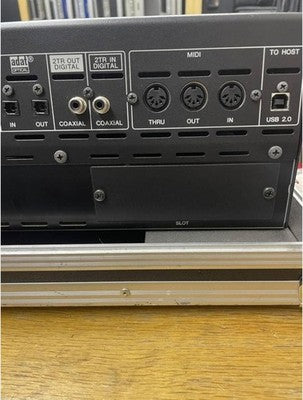 YAMAHA 01V96I DIGITAL MIXING CONSOLE PA AUDIO 16 CHANNEL GENUINE CASE TESTED