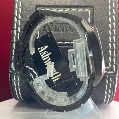 ASHWORTH QZ MEN'S WRISTWATCH ROUND FACE JAPAN MADE MOVEMENT SS BELT NEAR MINT