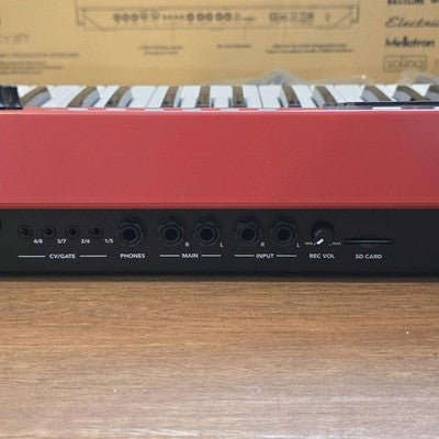 AKAI MPC KEY 37 PRODUCTION SYNTHESIZER WORKSTATION - UNUSED, COMPLETE W/ BOX