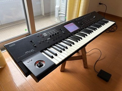 KORG M50 61 KEY SYNTHESIZER WORKSTATION KEYBOARD W PEDAL AC ADAPTER TESTED