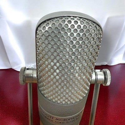 AIWA VM-15 VELOCITY RIBBON MICROPHONE WITH ORIGINAL CASE - 1957 VINTAGE