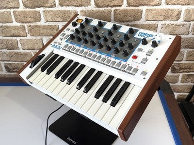 AKAI TIMBRE WOLF ANALOG SYNTHESIZER 25-KEY KEYBOARD TESTED WORKING AS IS