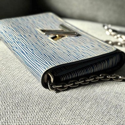LOUIS VUITTON EPI TWIST CHAIN WALLET M61036 BLUE DENIM SHOULDER BAG CLUTCH LV