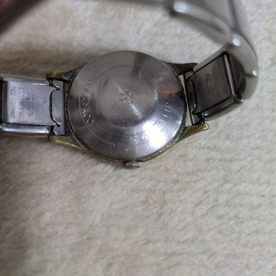 JUNGHANS HAND-WOUND MEN'S WRISTWATCH SILVER ROUND FACE STAINLESS STEEL GERMANY