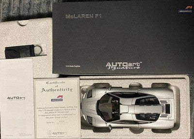 AUTOART 1/18 MCLAREN F1 SHORT TAIL ROAD CAR MAGNESIUM SILVER 76001 RARE MODEL