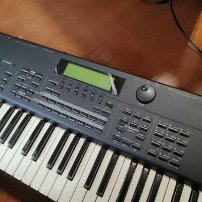 ROLAND XP-80 SYNTHESIZER TESTED WORKING FDD OK SR-JV80-02 INSTALLED AS IS