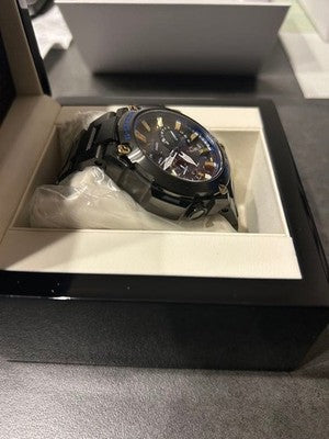 CASIO G-SHOCK MR-G MRG-B2000B-1A1JR KACHIIRO TITANIUM SOLAR RADIO WATCH