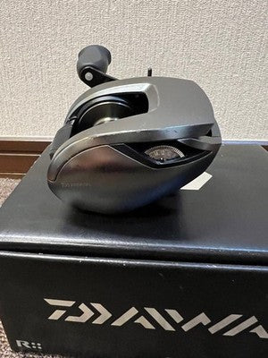 DAIWA Z 2020HL LEFT HAND BAITCASTING REEL MAGFORCE 3D 6.4 GEAR 265G USED