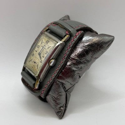 OMEGA VINTAGE T17 MANUAL WIND RECTANGULAR CASE WRISTWATCH CLASSIC RARE