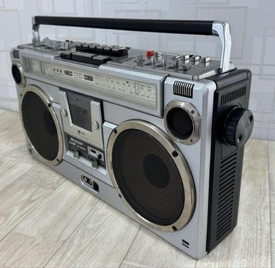 SHARP GF-305ST VINTAGE BOOMBOX RADIO CASSETTE PLAYER 2-WAY 4 SPEAKER WORKING