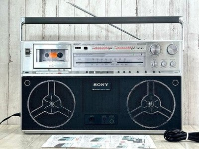 SONY CFS-F5 RADIO CASSETTE PLAYER XYZ SERIES RARE SHOWA RETRO VINTAGE TESTED