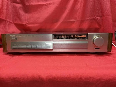 YAMAHA TX-2000 FM/AM STEREO TUNER - FULLY SERVICED, HIGH SENSITIVITY