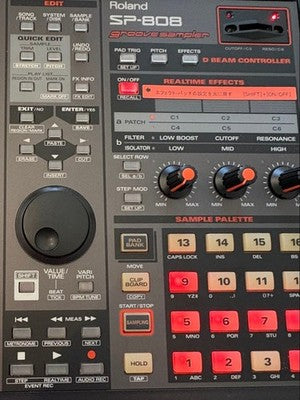 ROLAND SP-808 GROOVE SAMPLER WITH ZIP DISK & POWER CABLE - ONE KNOB MISSING