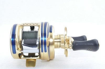 SHIMANO 15 CALCUTTA CONQUEST 200HG BAITCASTING REEL GOLD HIGH GEAR JAPAN MODEL
