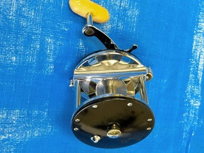 PENN LONGBACH65 DOUBLE-AXIS REEL GEAR RATIO: 1:2.5 BIG GAME FISHING MADE IN USA