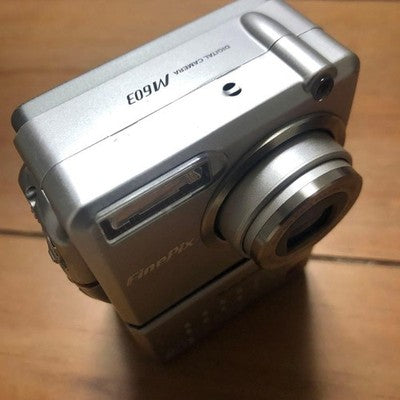 FUJIFILM FINEPIX M603 COMPACT DIGITAL CAMERA SUPER CCD TESTED WORKING
