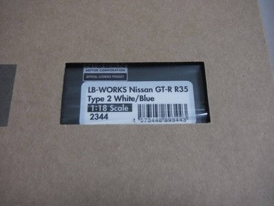 IGNITION MODEL IG2344 1/18 LB-WORKS NISSAN GT-R R35 TYPE 2 WHITE BLUE DIECAST