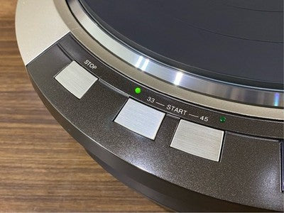 DENON DP-75 TURNTABLE, SHIPPING SCREWS AND INSTRUCTION MANUAL EXCELLENT+++++
