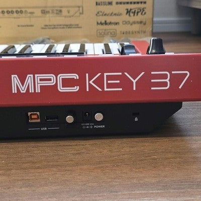 AKAI MPC KEY 37 PRODUCTION SYNTHESIZER WORKSTATION - UNUSED, COMPLETE W/ BOX